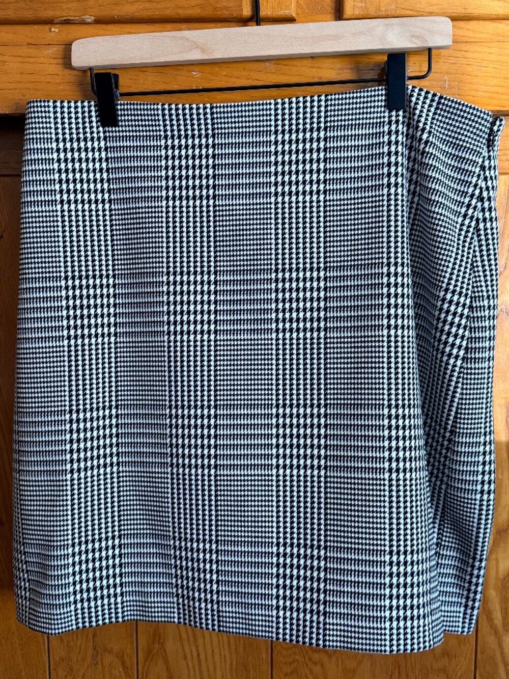 Women's Banana Republic Pencil Skirt, Black & White, Size 14Tall